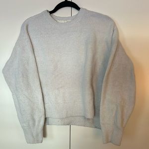 Women’s cozy H&M sweater